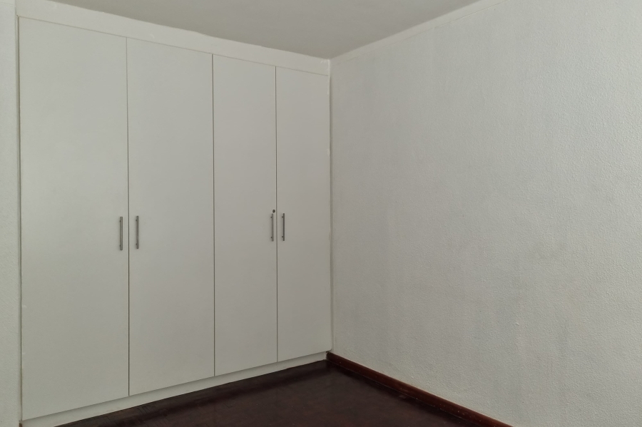 2 Bedroom Property for Sale in Green Point Western Cape